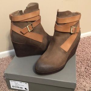 Antelope brand heeled boots